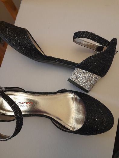 girls monsoon shoes