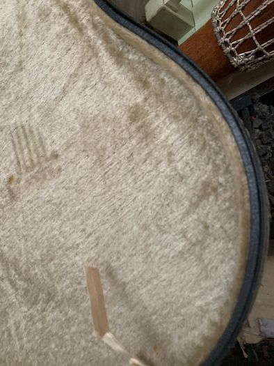 hard guitar case