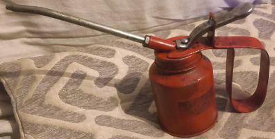 oil can ( possibly wesco )