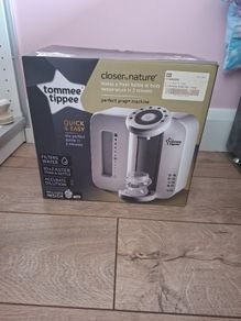 Bottle maker