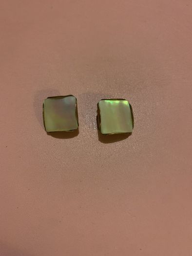Mother of Pearl Earring
