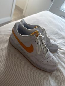 Nike Court Vision Low