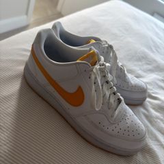 Nike Court Vision Low