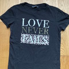 Stradivarius Tshirt