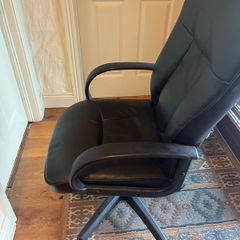 Office Chair free to take away
