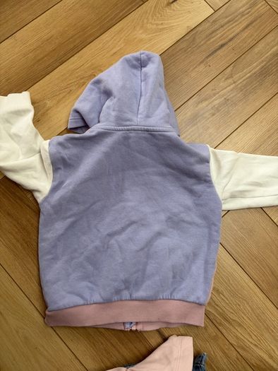 Baby girl casual outfit floral jeans, rose pink top and Benetton hoody 12-18 months