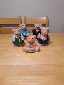 wade pig family