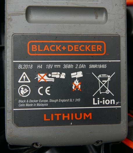 Black+Decker BDCHD18 cordless hammer drill