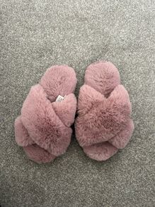 UK 13 NEXT slippers