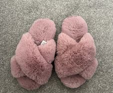 UK 13 NEXT slippers
