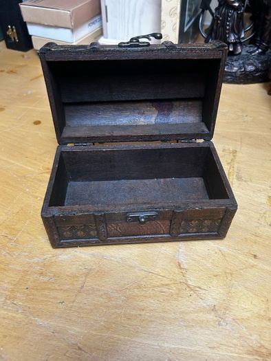 jewellery case vintage