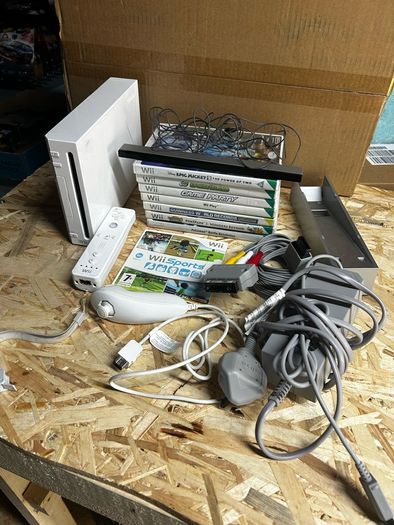 Nintendo Wii & Games