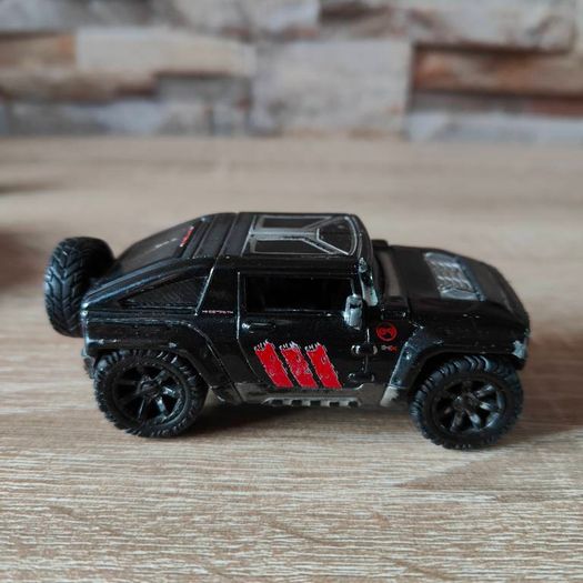 7 small toy cars