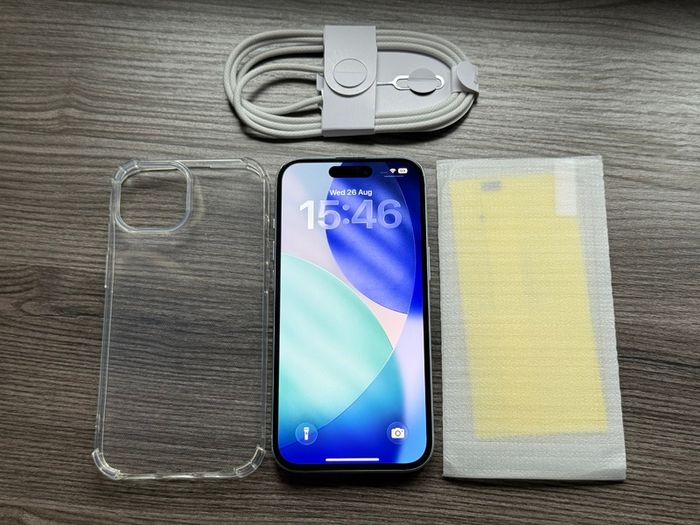 iPhone 15 128GB Unlocked NO FACE ID