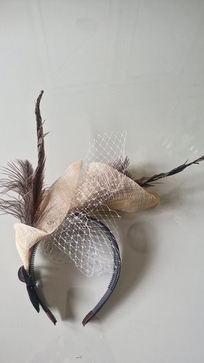 fascinator