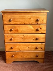 Pine Chest of Drawers