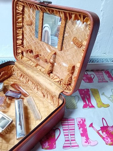 Vintage Case