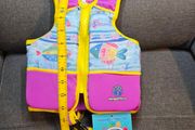 Life vest. Swim vest. Swimming aid. Kids 2-4 years