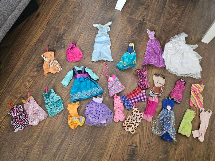 Barbie clothes
