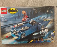 Lego DC Batman with the Batmobile vs Harley Quinn and Mr Freeze 76274