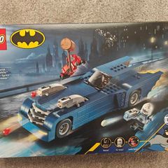 Lego DC Batman with the Batmobile vs Harley Quinn and Mr Freeze 76274