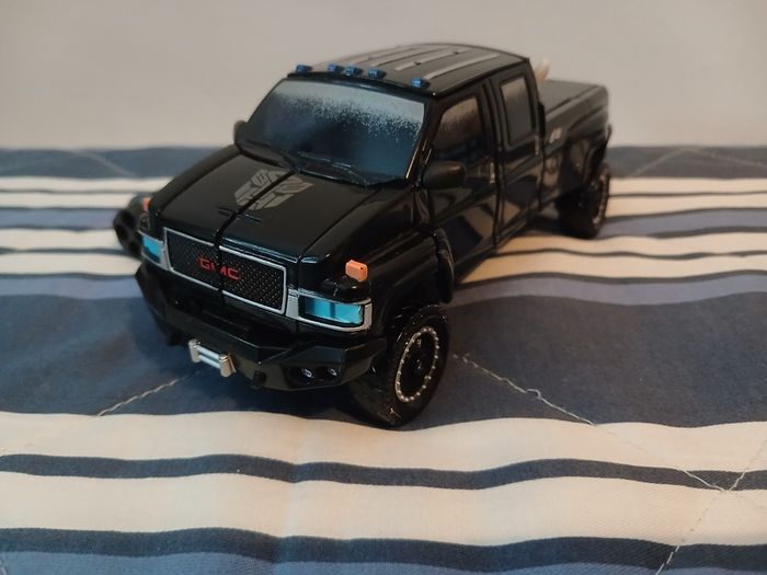Transformer Ironhide