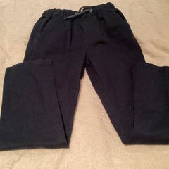Navy trousers age 8/9