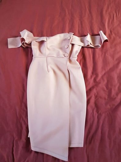 Maternity dress, wedding guest