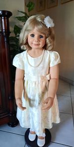 Masterpiece Doll - Sabrina