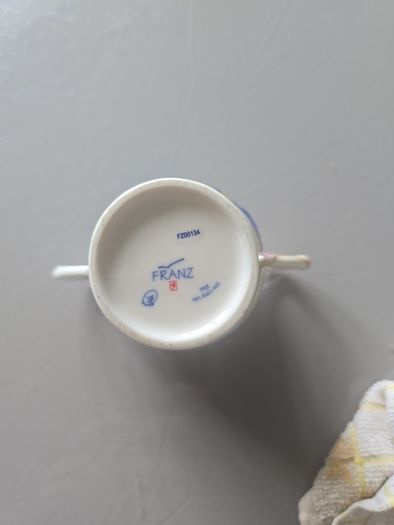 collectable tea set