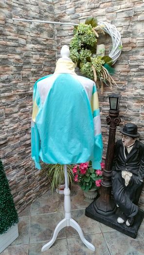 Vintage Legend 80s/90s tracksuit top  Vibrant colours Oversized look Size Medium