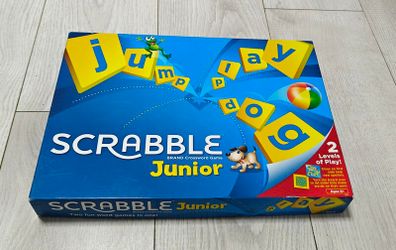 Scrabble junior | Board game
