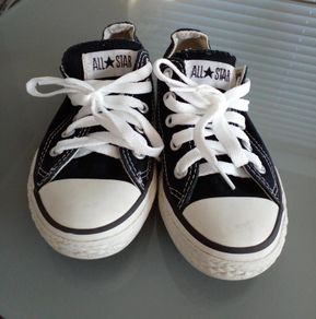 Converse Junior size 10