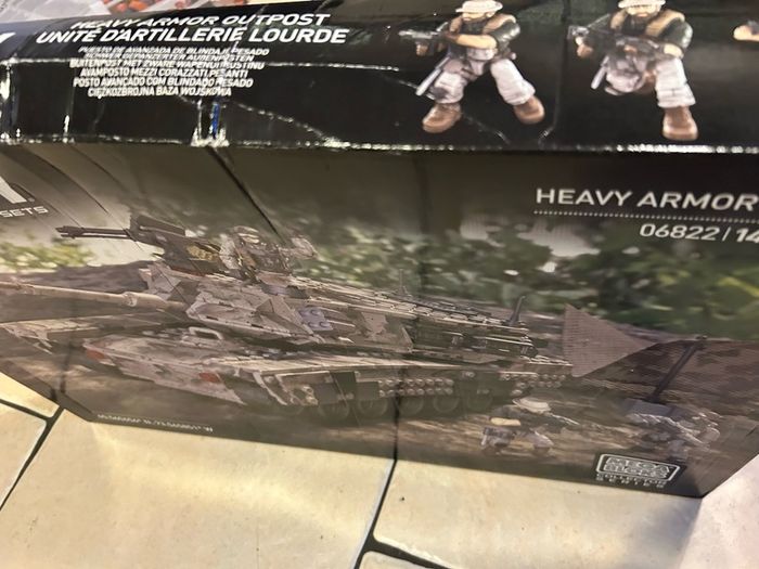 Call of Duty Heavy Armour Outpost Megabloks