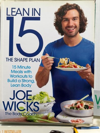 8 Cookbooks | Joe Wicks | Jamie Oliver | The Happy Pear | The Essential Air Fryer