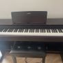 Yamaha piano Image 5