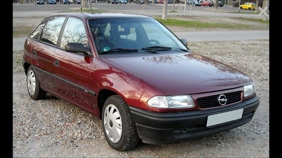 Opel / Vauxhall Astra 1995 Front RH Side Lamp