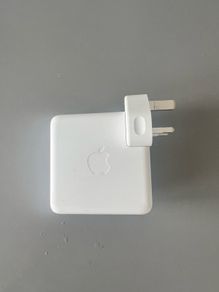 Apple MacBook 97w usb-c adaptor
