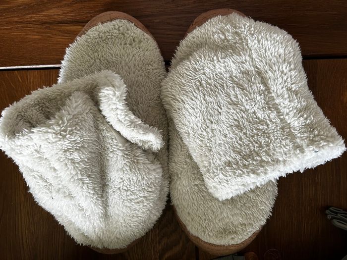 Ayacucho tent slippers