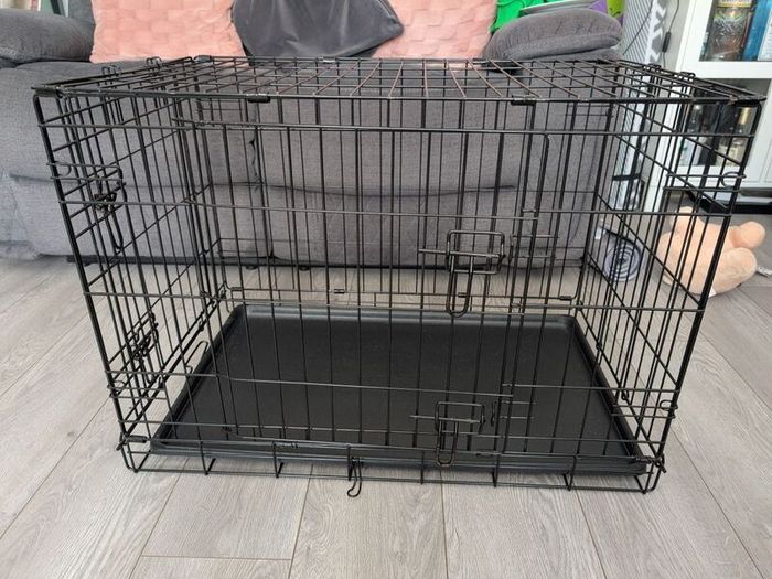 Dog crate