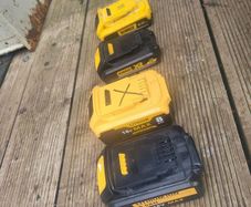 dewalt batteries