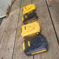 dewalt batteries