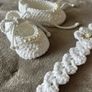 baby shoes and matching headband Image 4