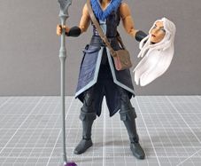 Masters of the Universe Masterverse Evil-Lyn Action Figure