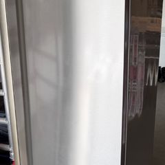 AEG Freestanding Freezer 280L