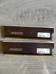 DDrR desktop 2 x 8 GB Ram Auros LED