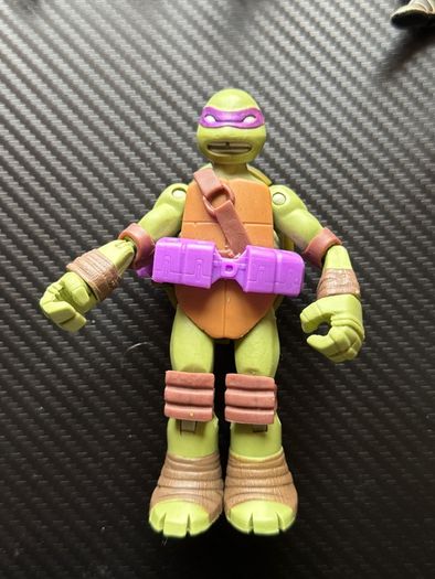Large Action Figure Collection - TMNT, Naruto, Marvel & DC
