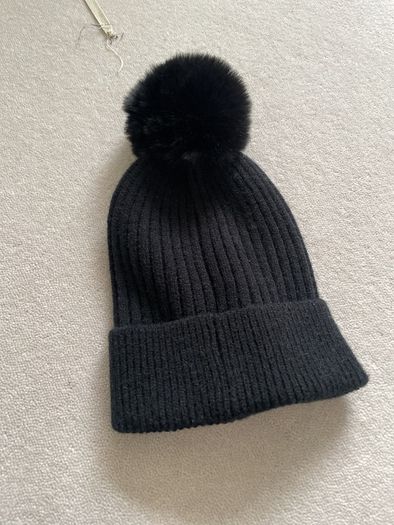 Black with pearls ladies hat