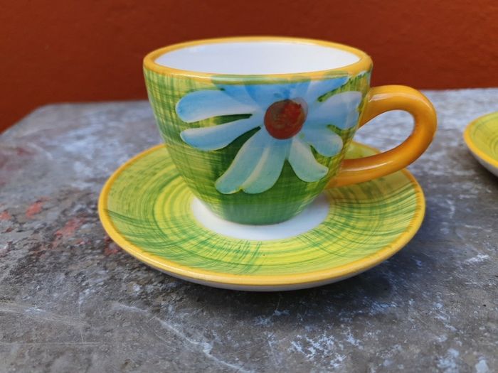 tea cups by 2