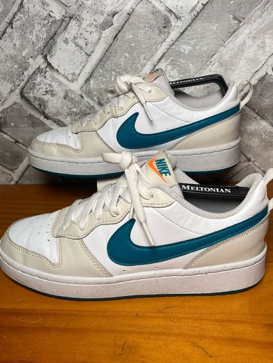 Nike Court Borough Ladies/Boys Trainers UK5 EU38